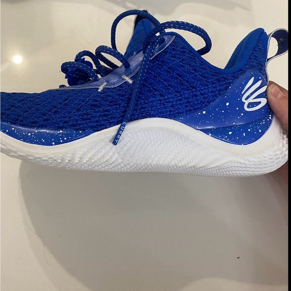 Curry 10’s size 7 team blue color way - Picture 4 of 7